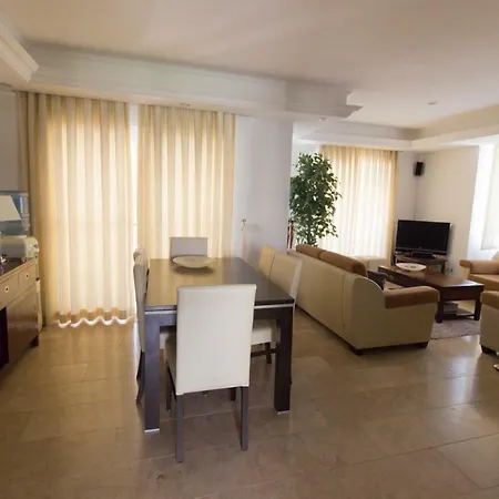 Villa Palm 4 *