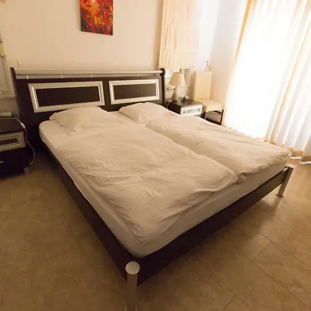 Villa Palm 4 *